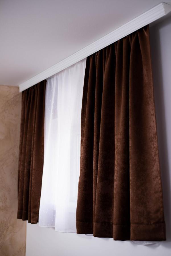 Pecinci Sobe I Apartmani Casa Mia מראה חיצוני תמונה