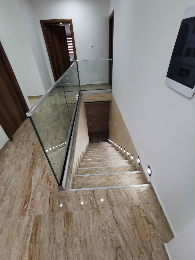 Pecinci Sobe I Apartmani Casa Mia מראה חיצוני תמונה